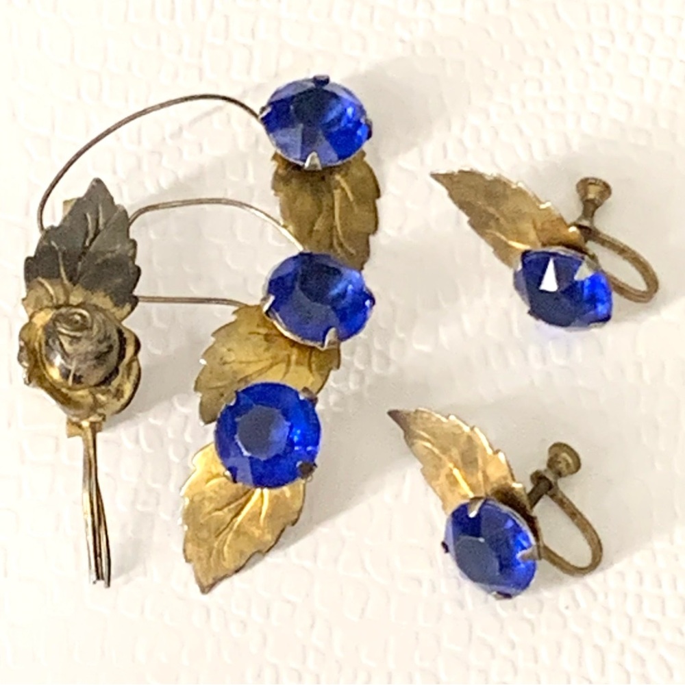 ANTIQUE - VINTAGE BLUE GLASS LEAF 925 STERLING SILVER SCREW BACK EARRINGS & BROO